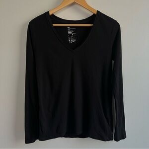 Gap Black Long-Sleeve V-Neck Tee